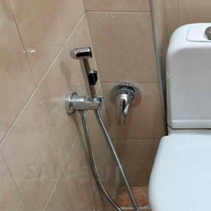 Установка гигиенического душа